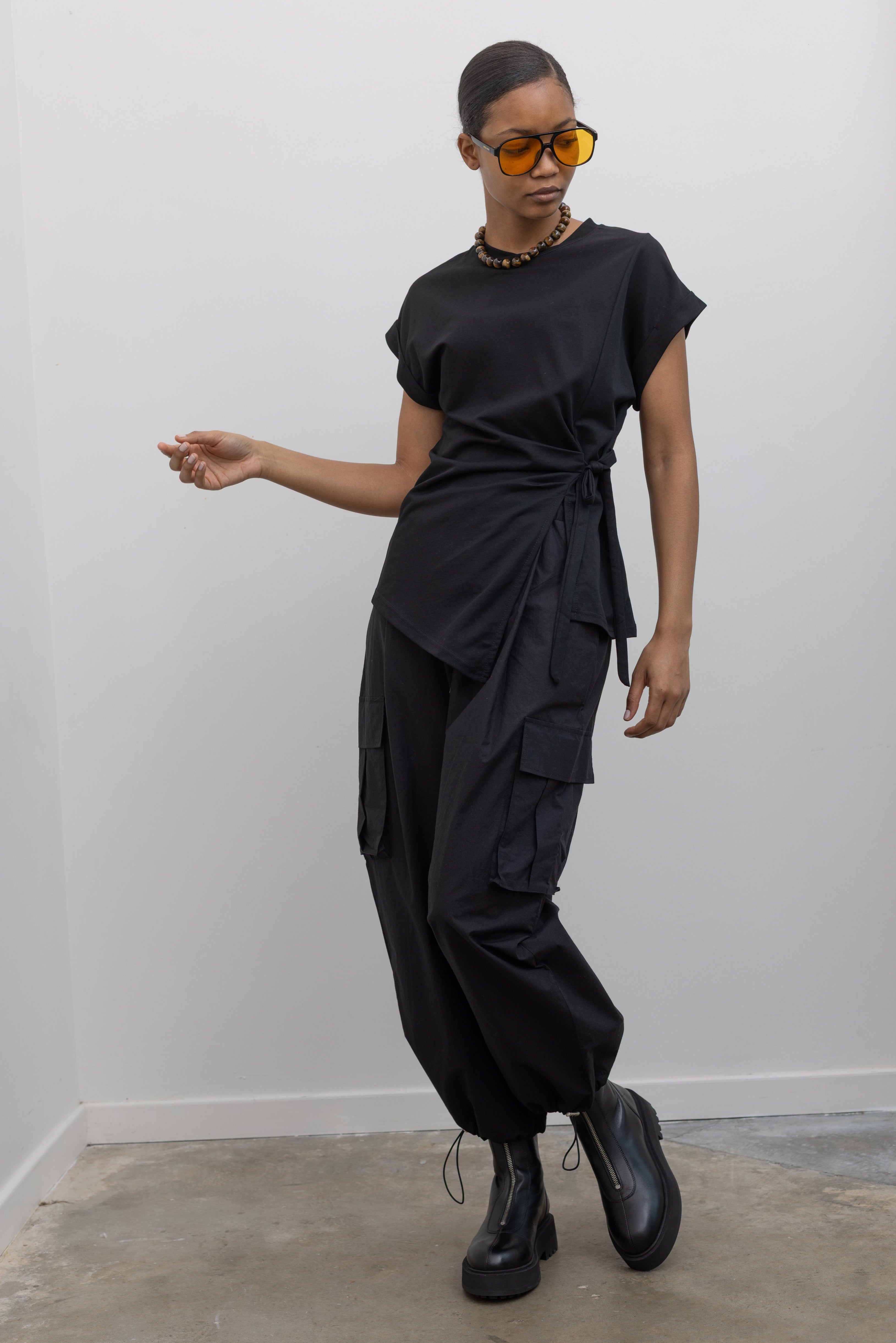 Alas_Eius_Black_Cotton_Drawstr