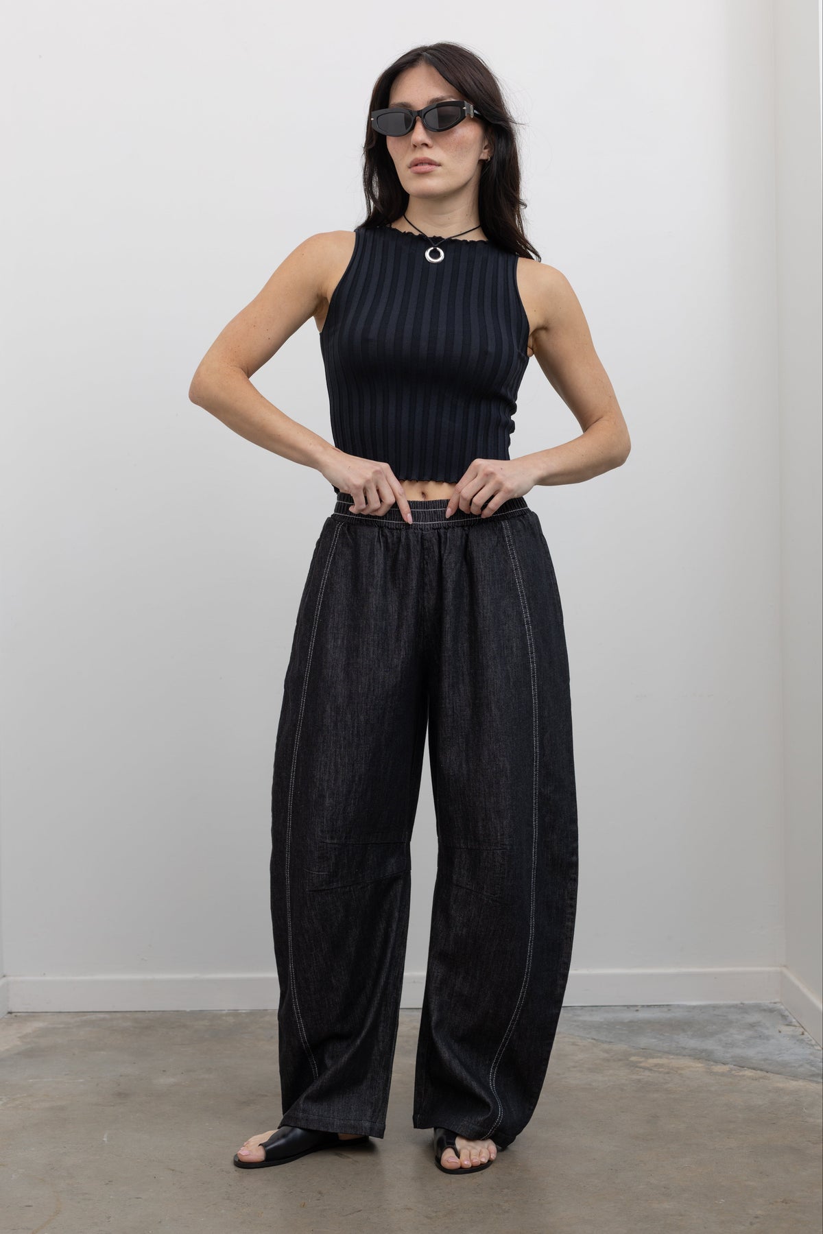Alas_Eius_Label_Black_Cotton_W  display picture 1