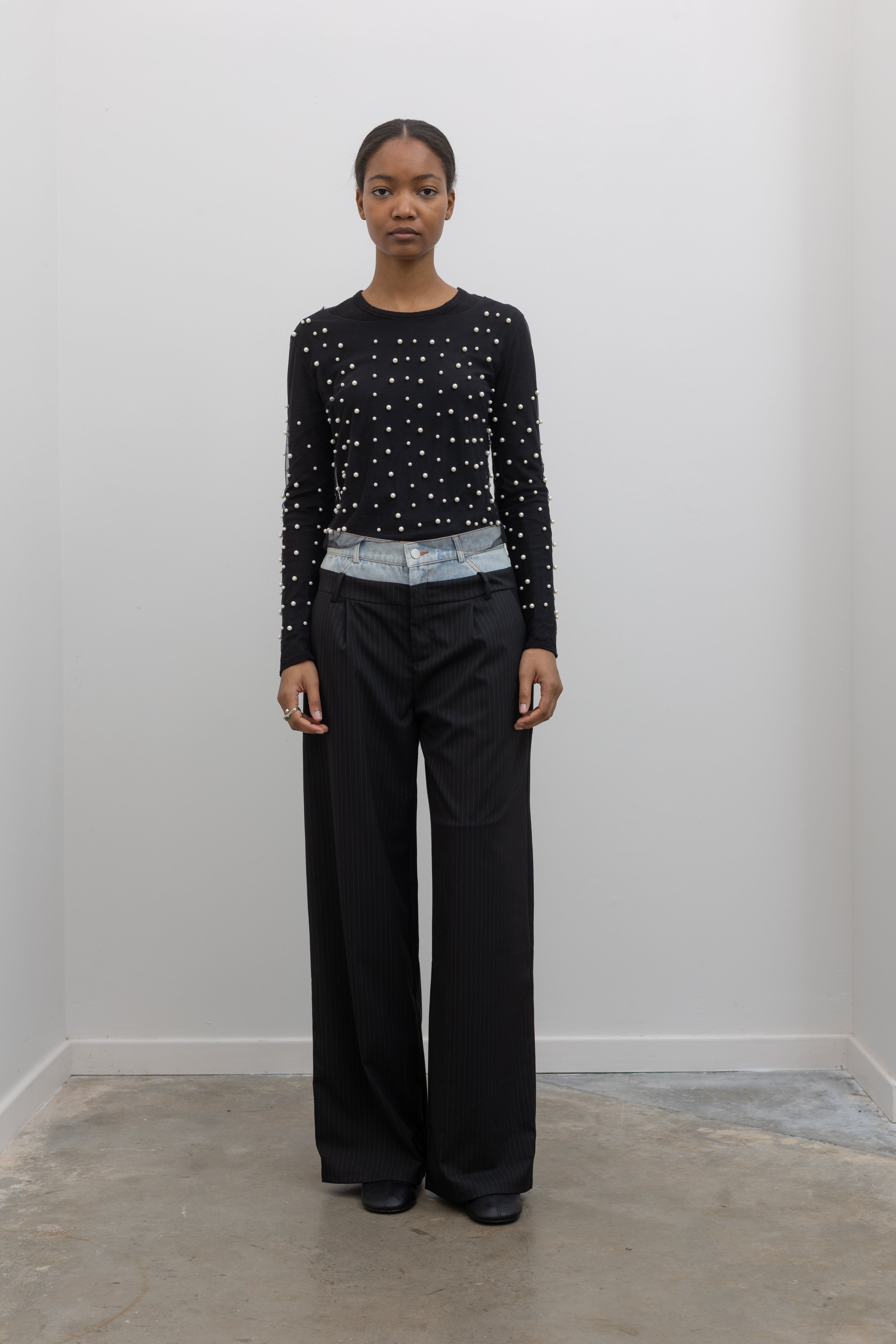 Black Mesh And Pearl Embellished Top – alas eius