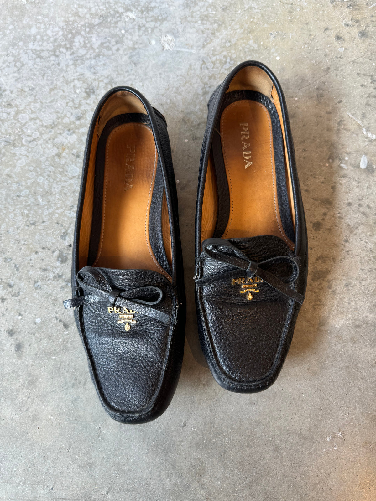 Prada fashion leather loafers