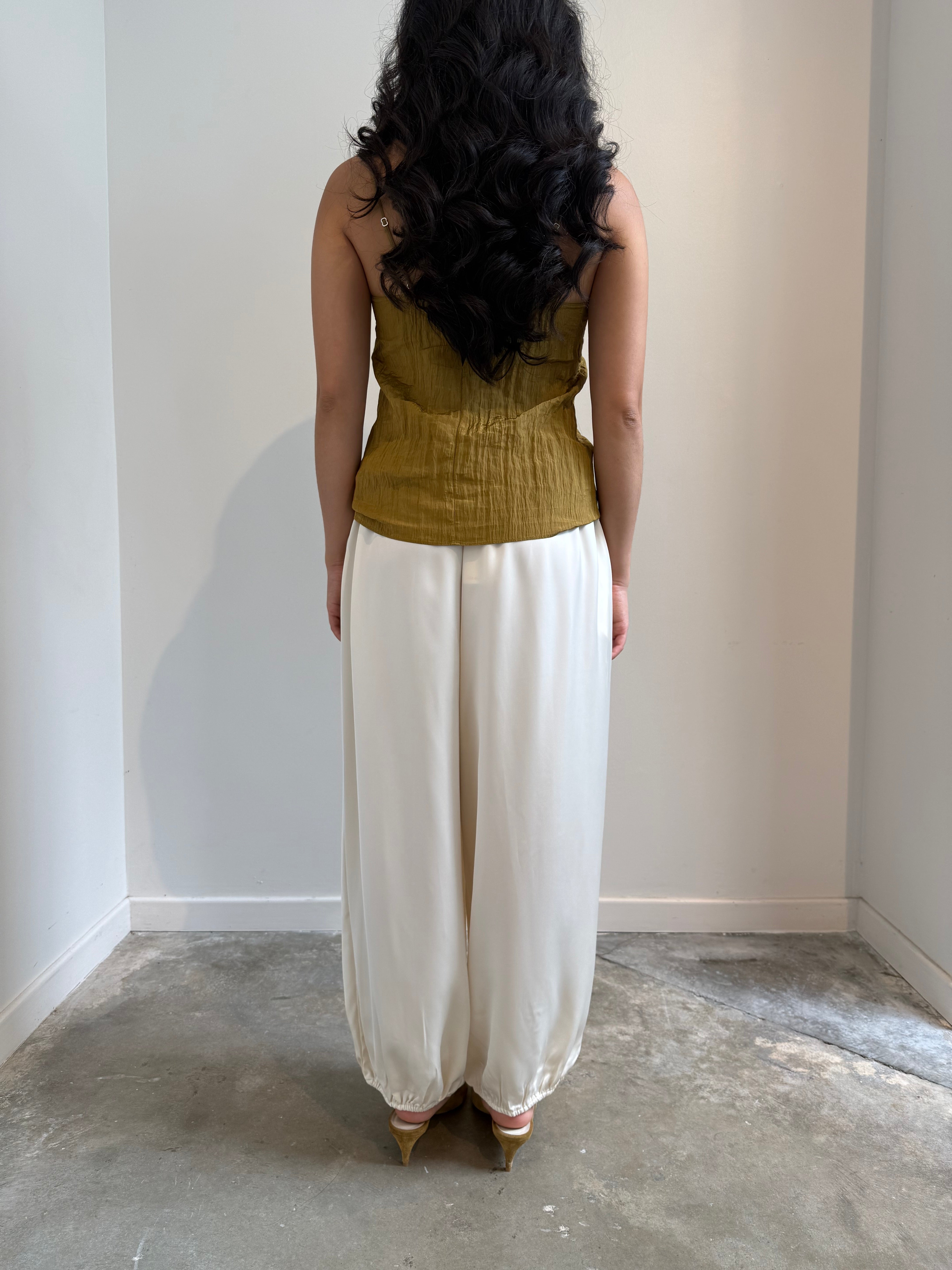Ivory Balloon Crepe Pants