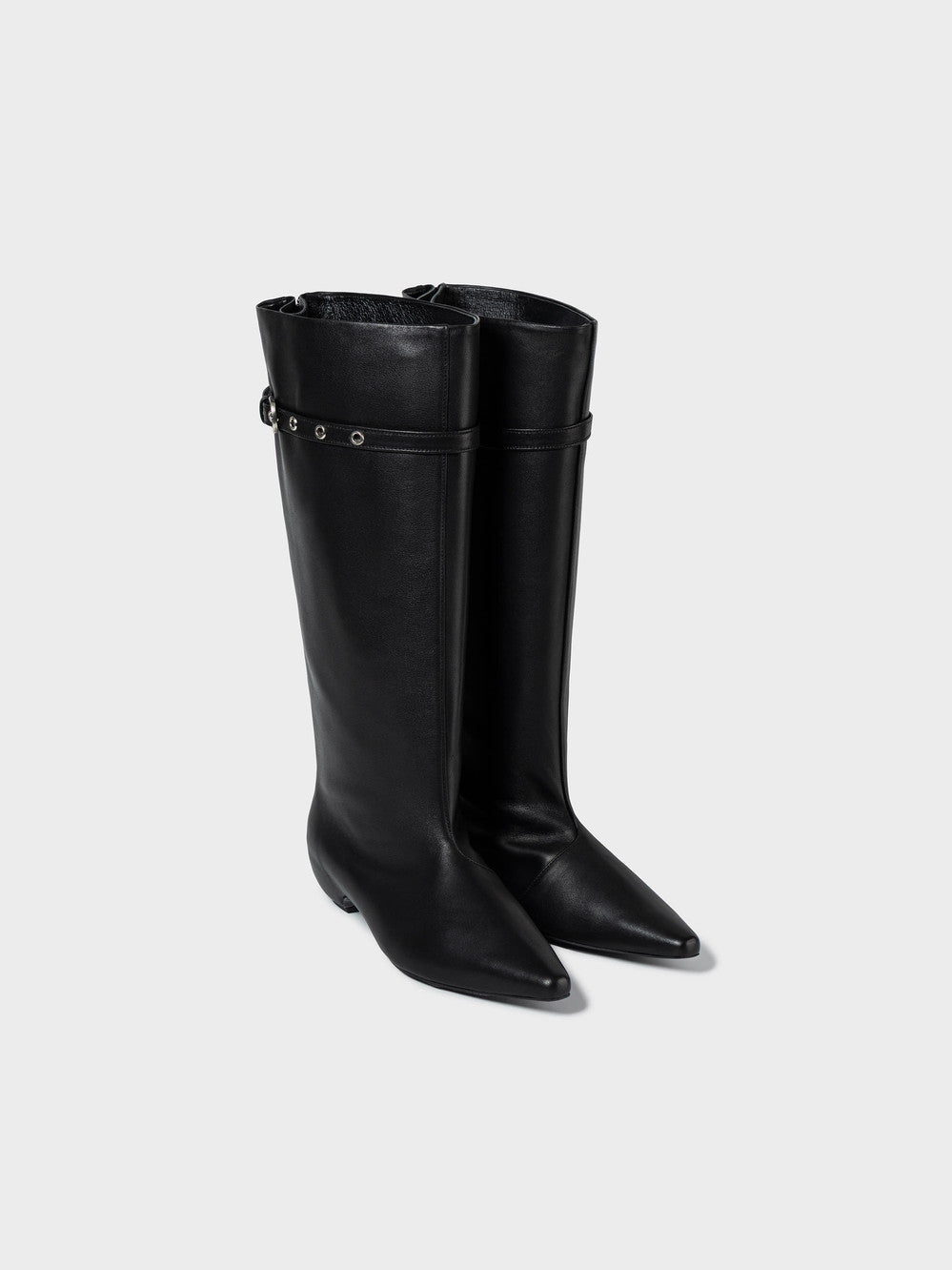 Black Back Zipped Middle Boots