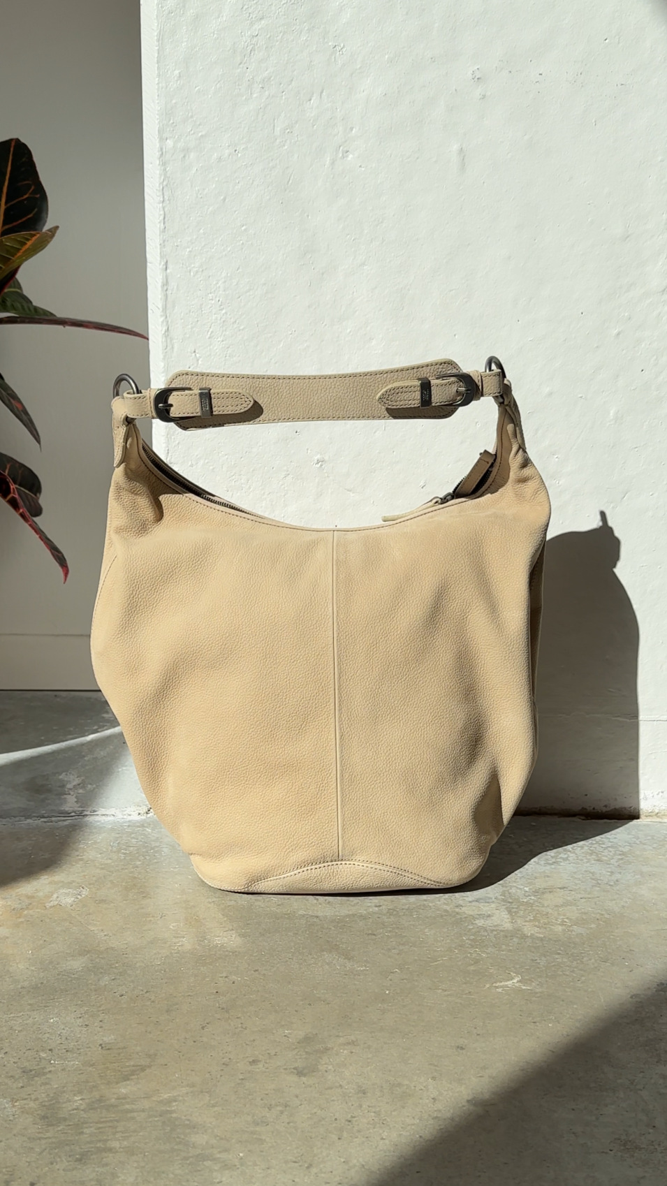 Nude Nubuck Large Pumpkin Bag