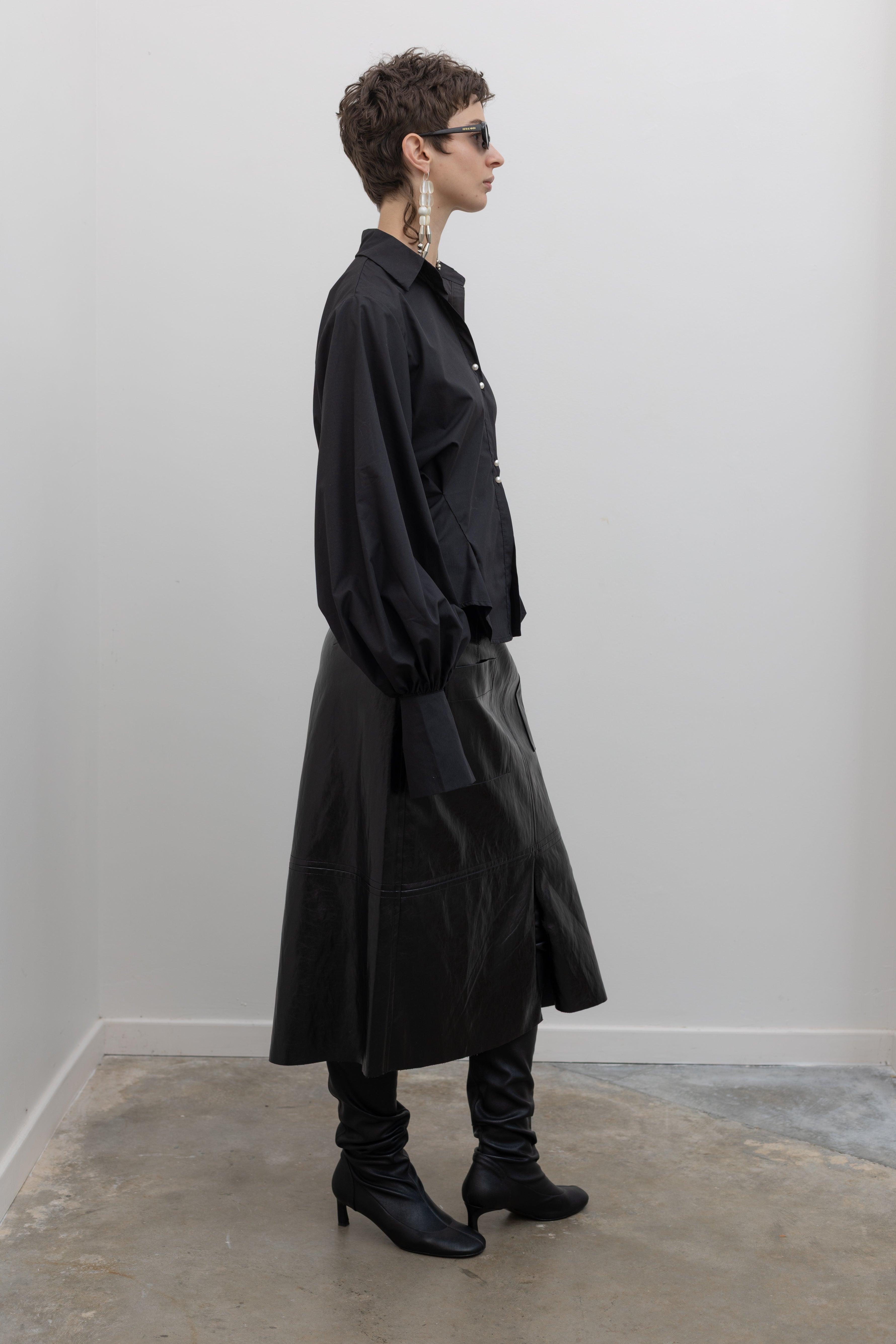 Black Cotton Darted Waist Top