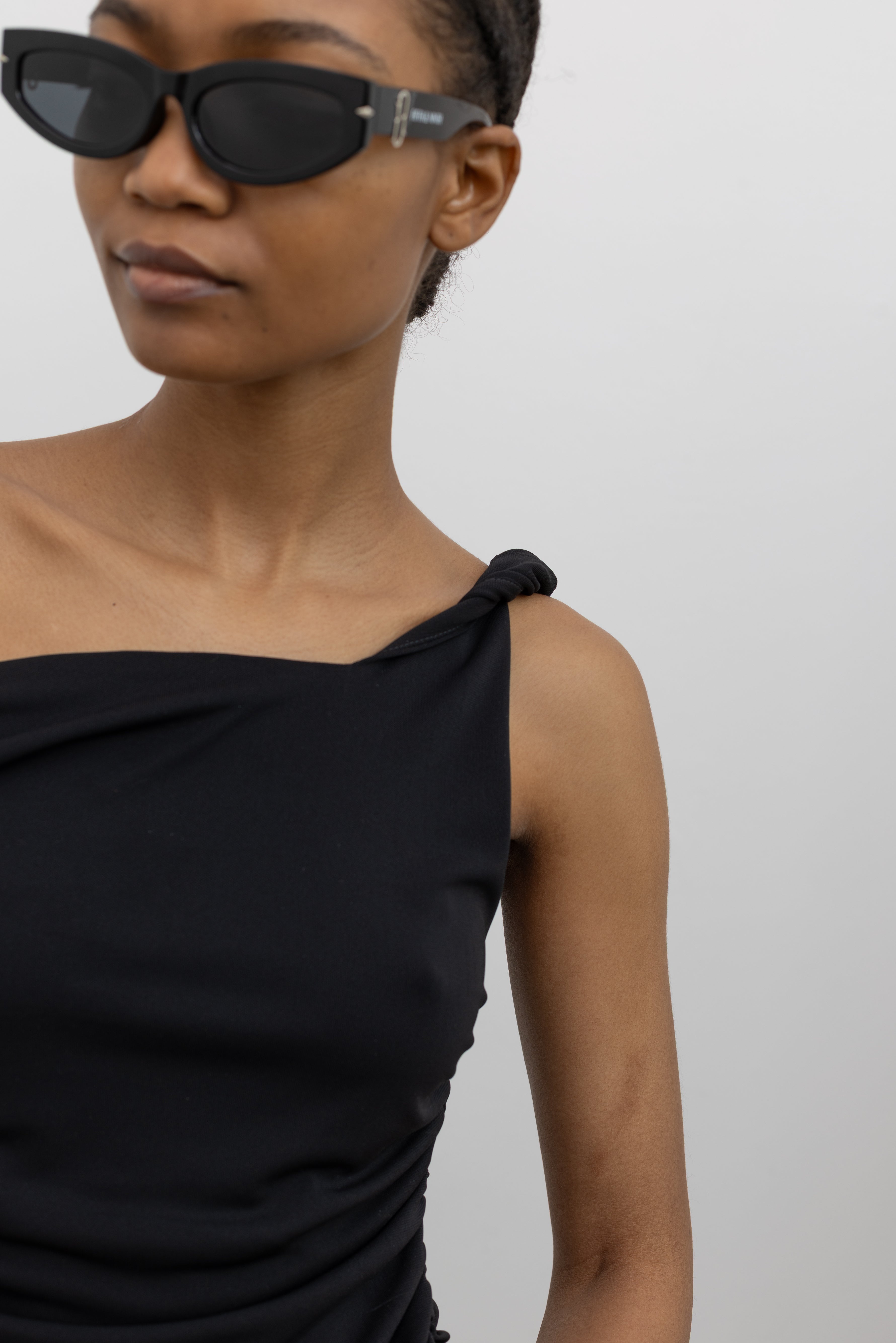 Black Twisted Straps Top