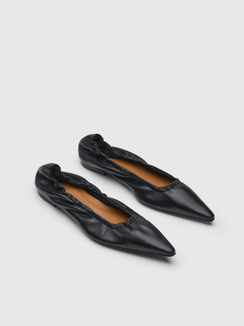 Aprica Black Shiny Nappa Ballet Flats