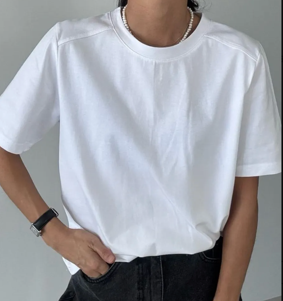 Collective relaxed white cotton t-shirt with classic crew neckline and clean silhouette at Alas Eius