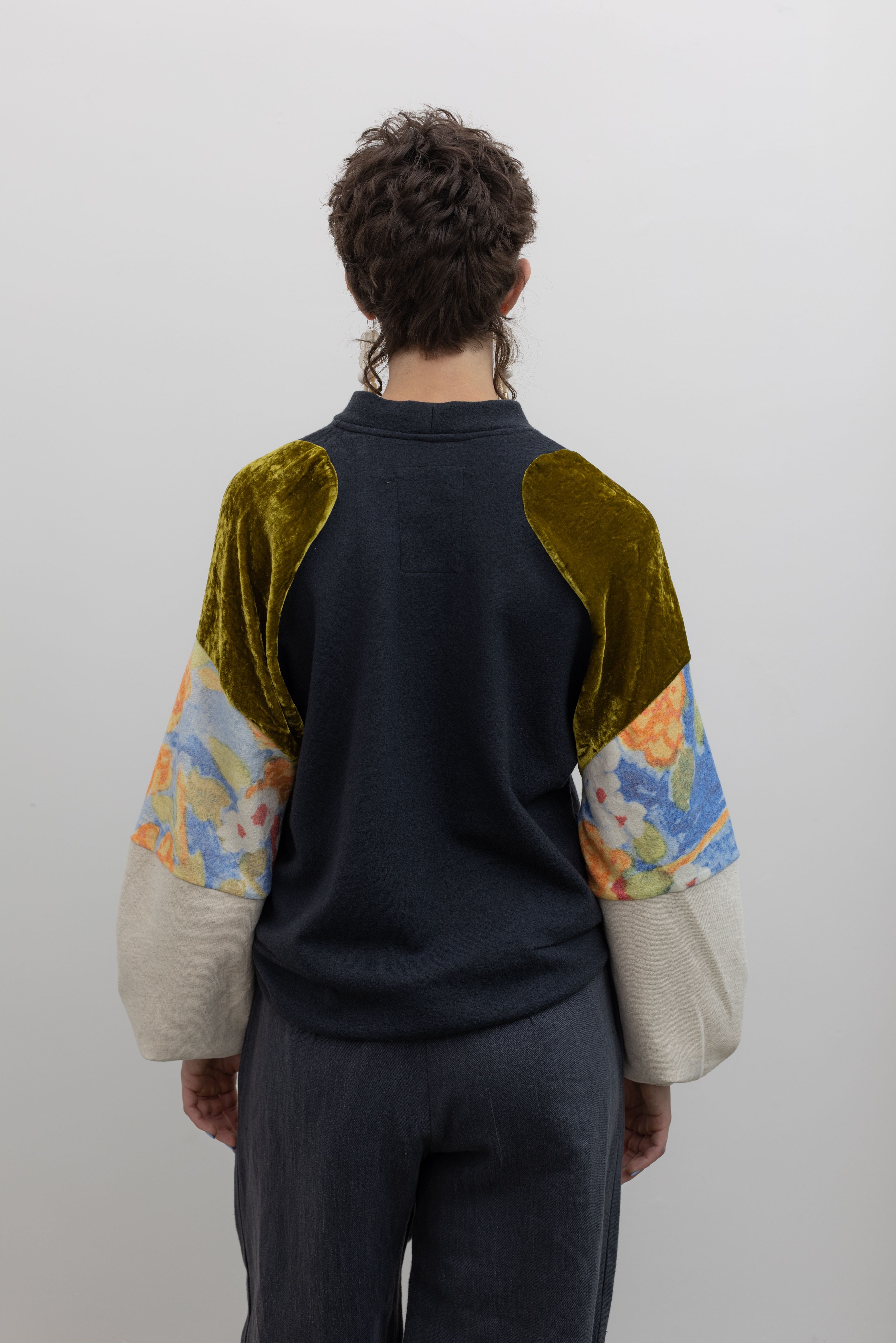 Mixed Print Blouson Sleeve Sweatshirt