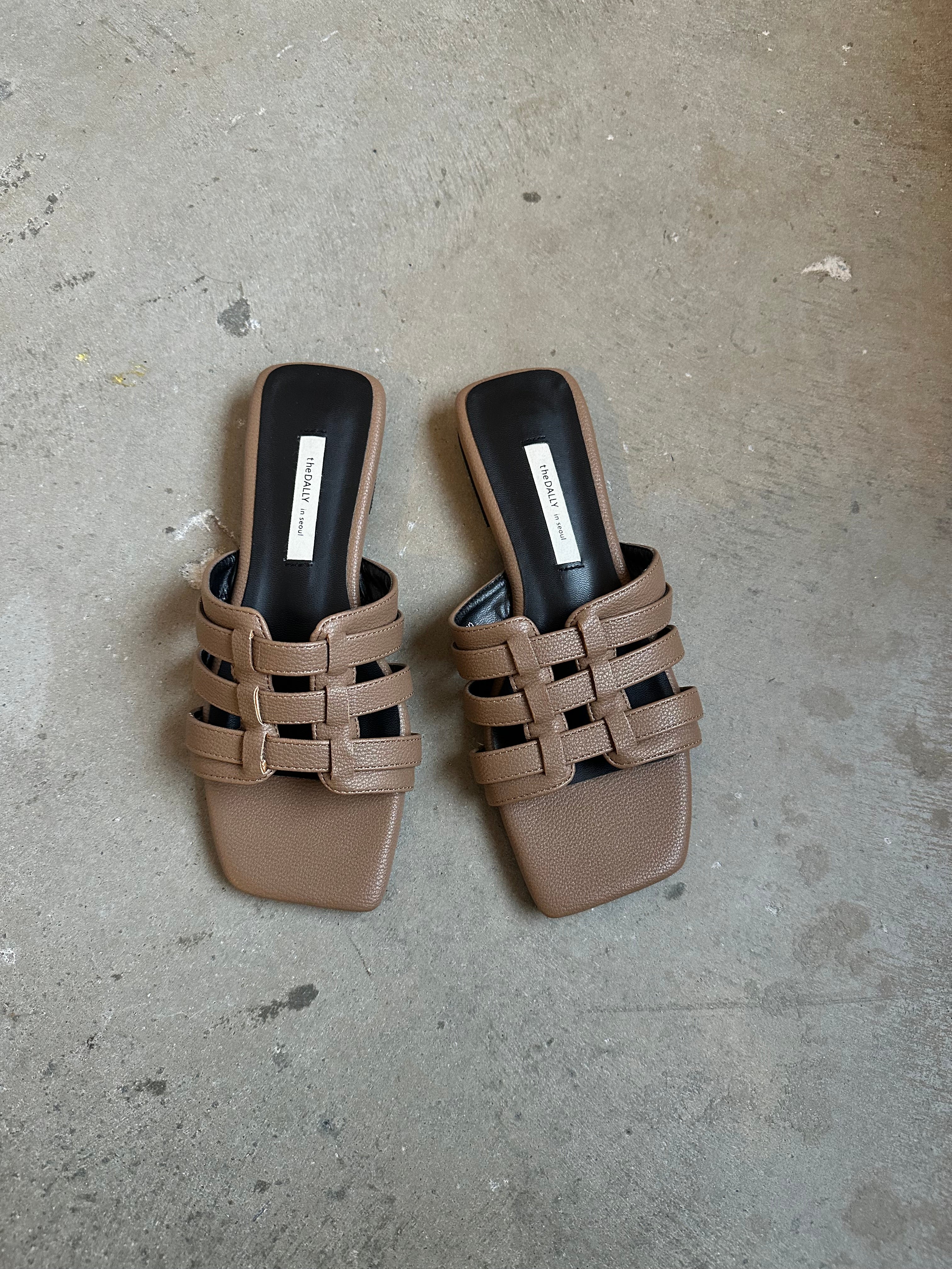 Brown Leather Sqaure Toe Slide Sandals