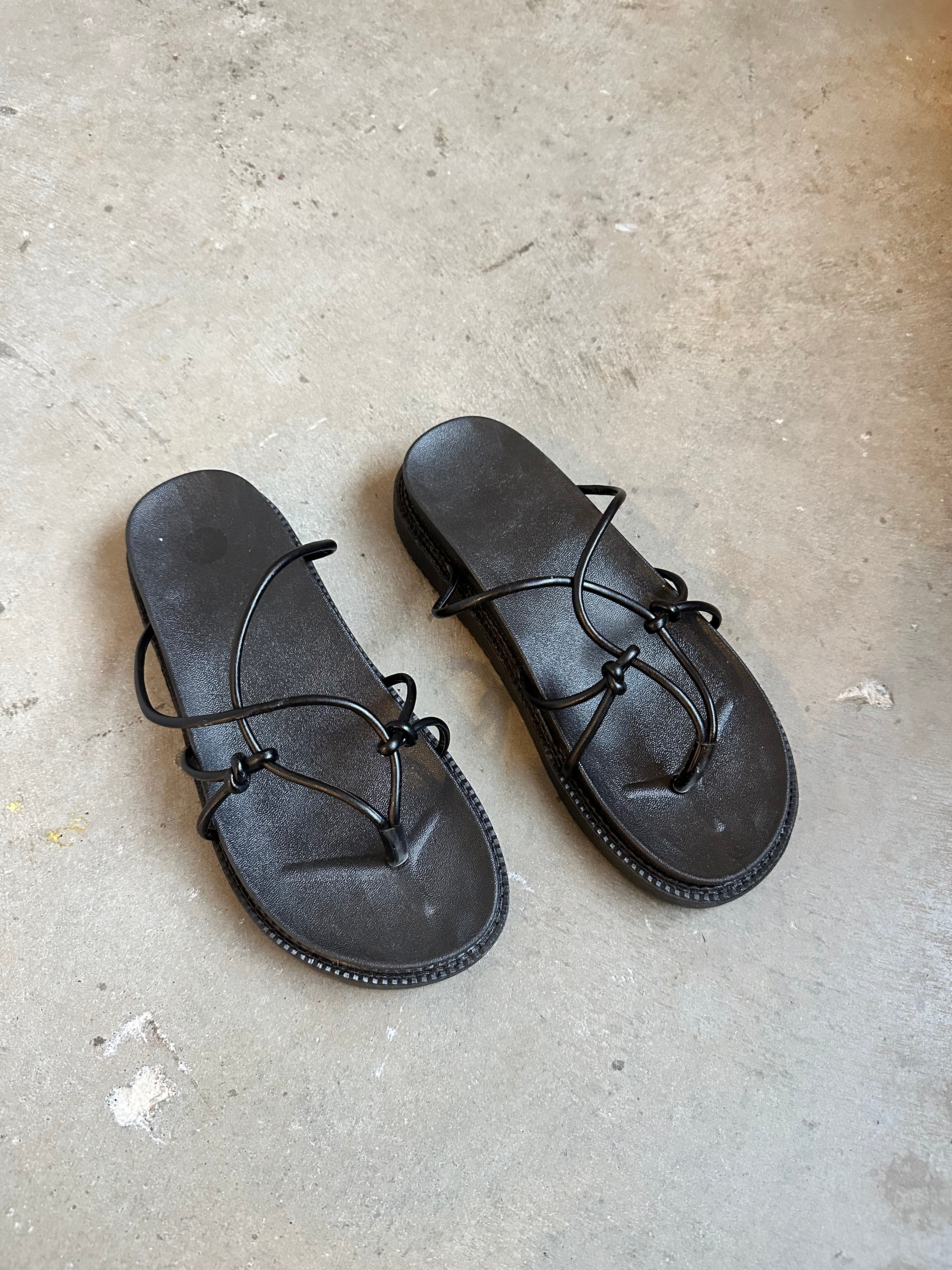 Black Leather Geometric Thong Sandals