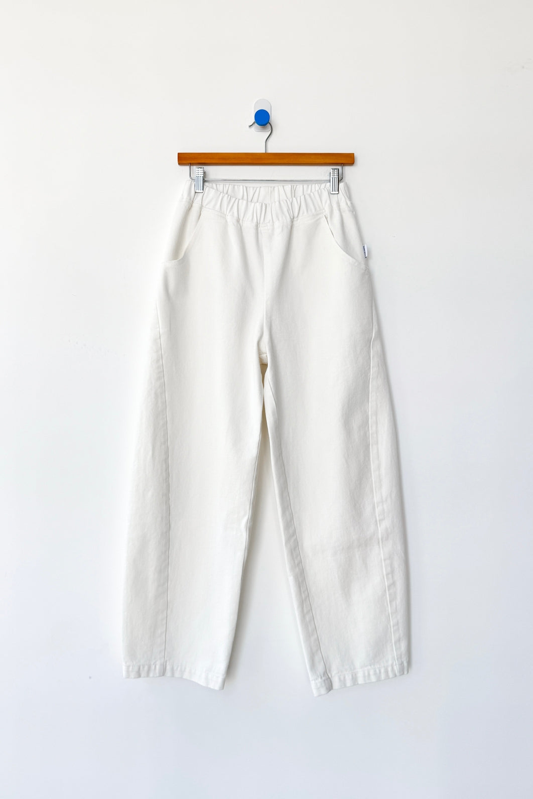 Milk White Curved Long Arc Pants – alas eius