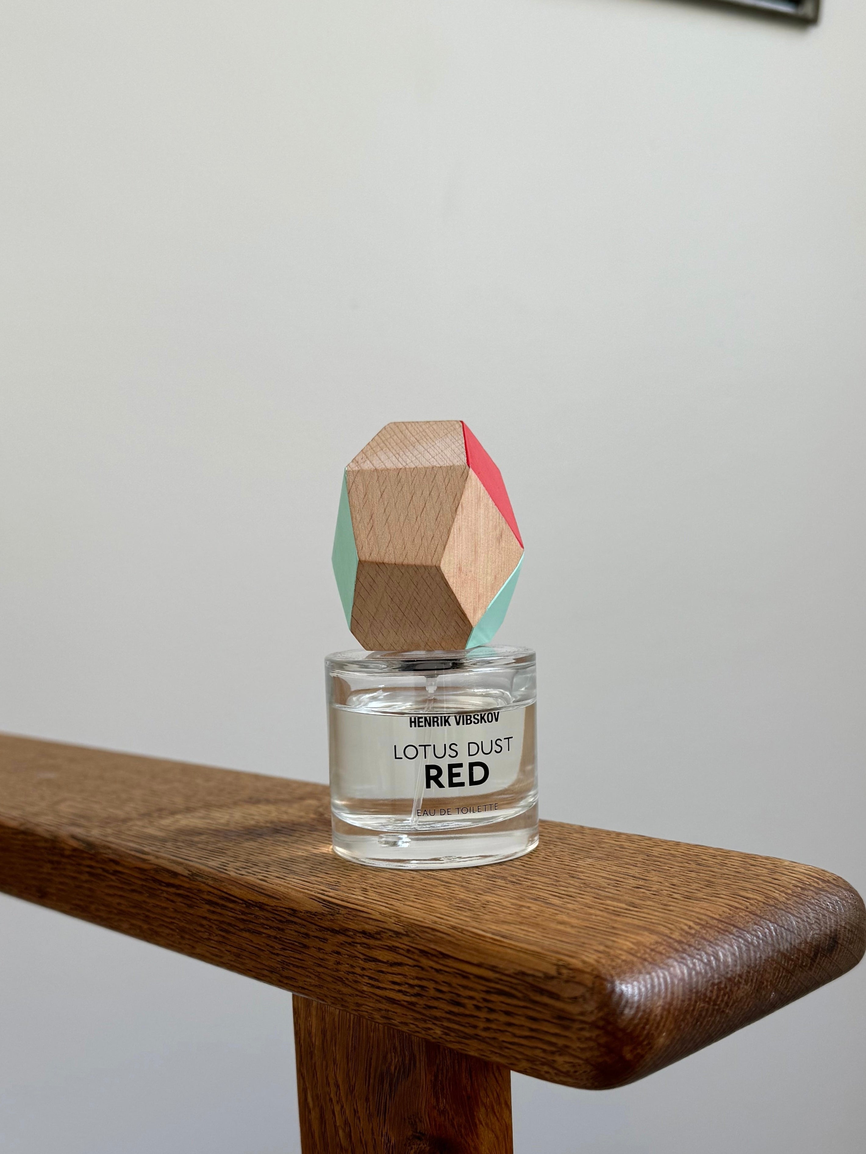 Lotus Dust Perfume By Henrik Vibskov