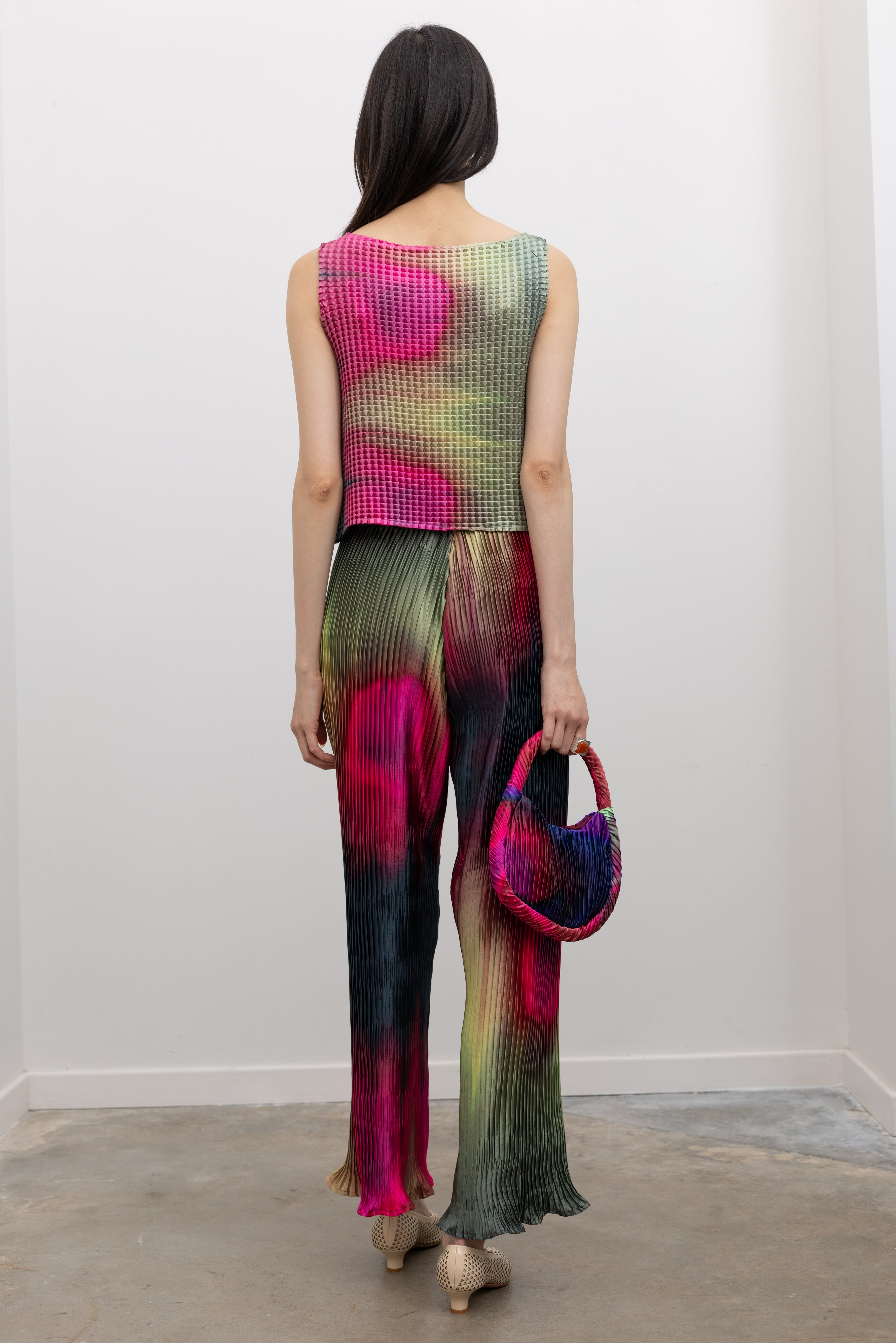 Nin Studio Vermis Simple Pant designer statement lounge trousers with wave pleats, elastic waistband and bold chromatic gradient finish at Alas Eius