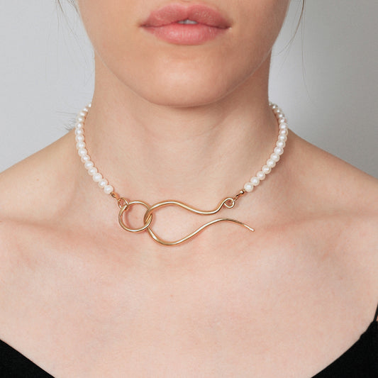 Gold Hook Pearl Choker Necklace