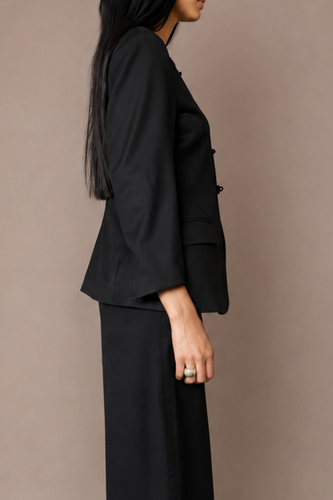 The Hourglass Black Blazer with Frog Closures