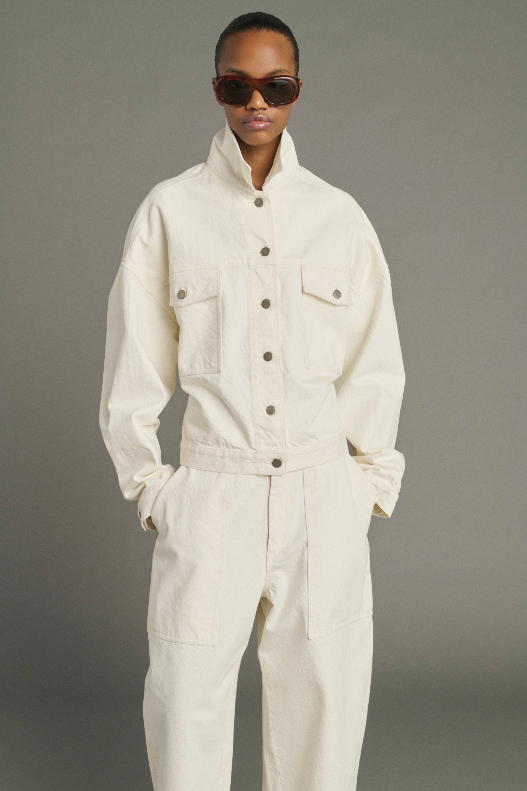 Soeur Lys Minimalist Ecru Denim Jacket Relaxed Everyday Layer at Alas Eius