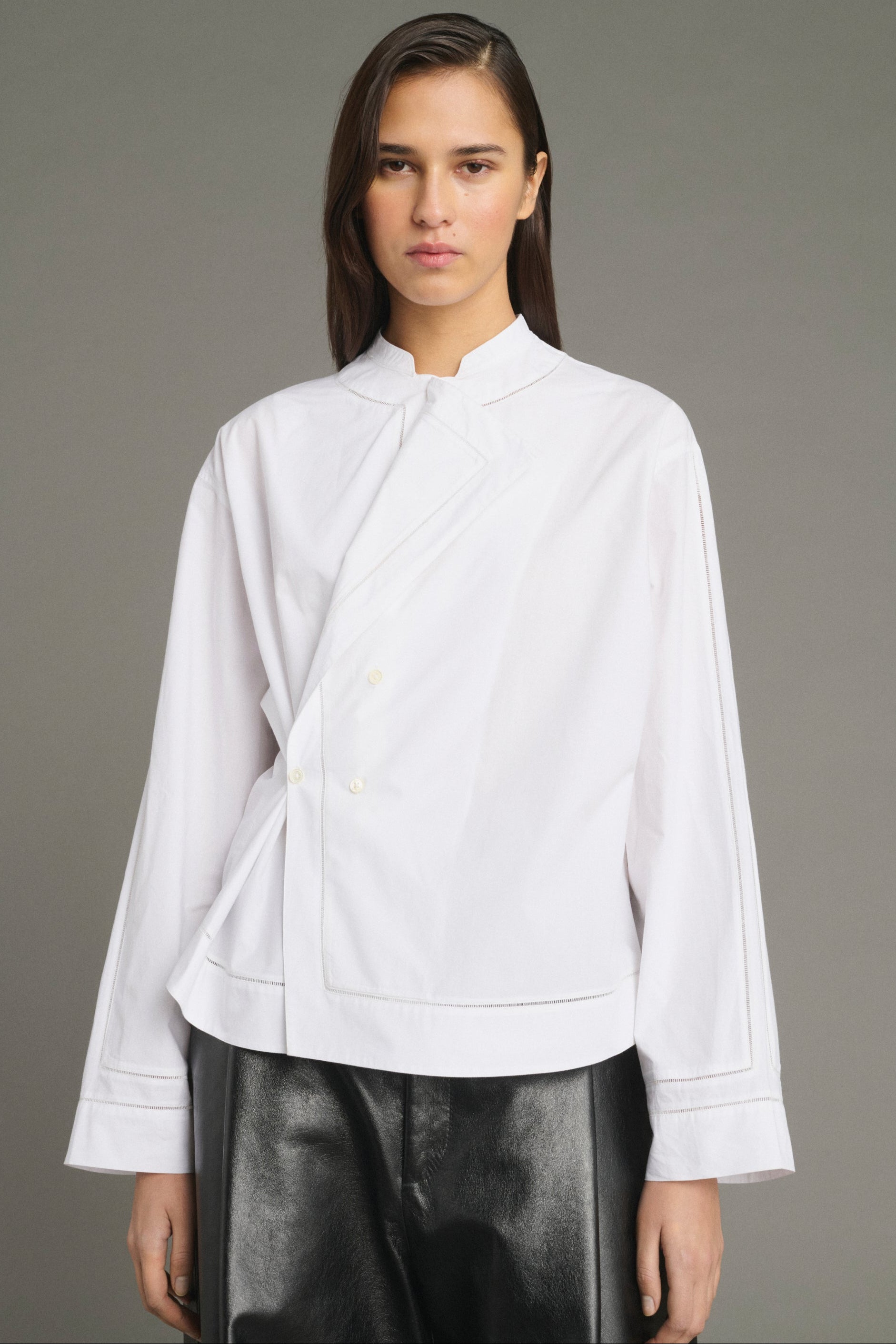 Soeur Lorraine crisp white poplin blouse with adjustable facings at Alas Eius