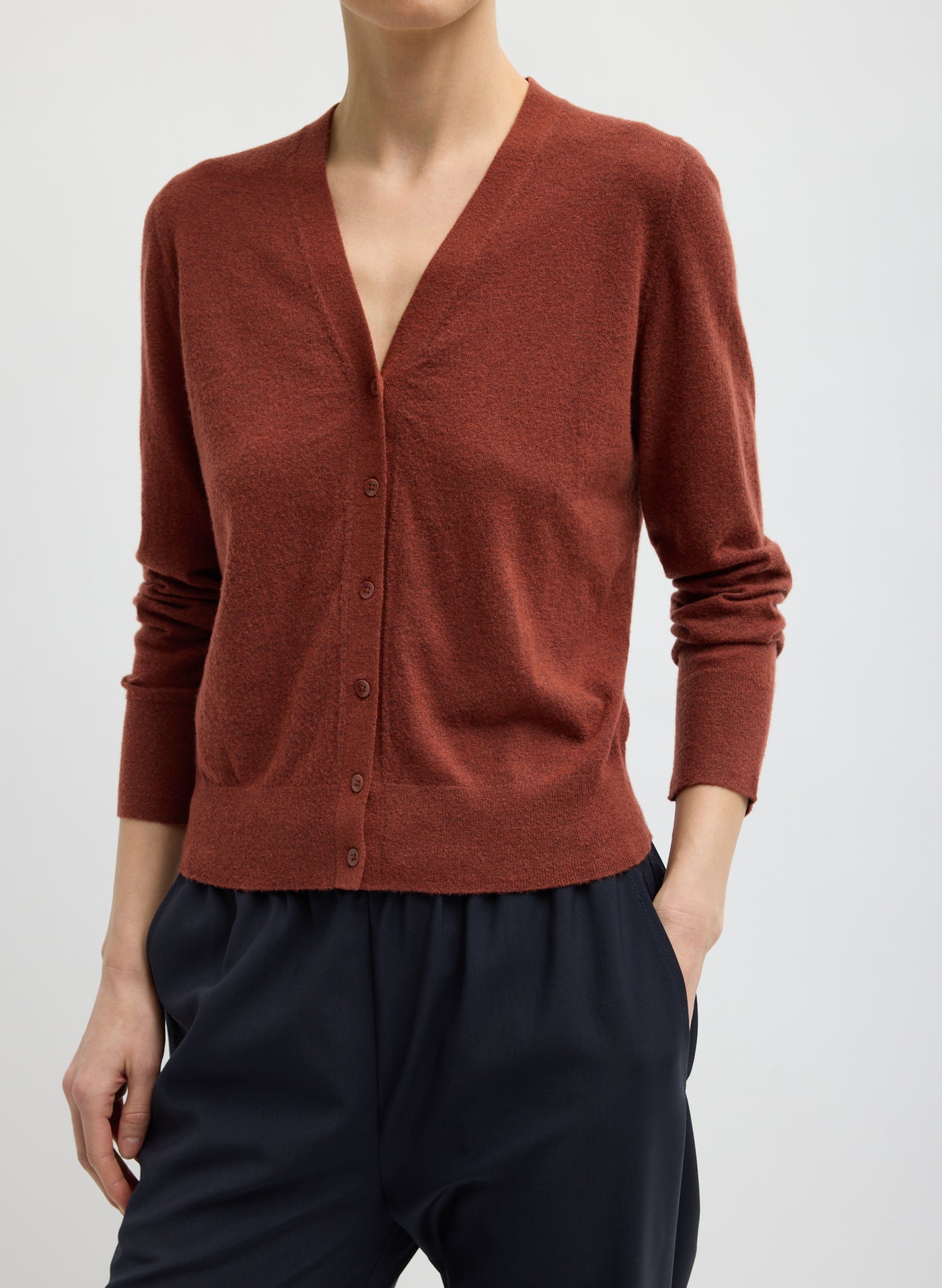 Red Clay Skinlike Mercerized Wool V-Neck Shrunken Cardigan