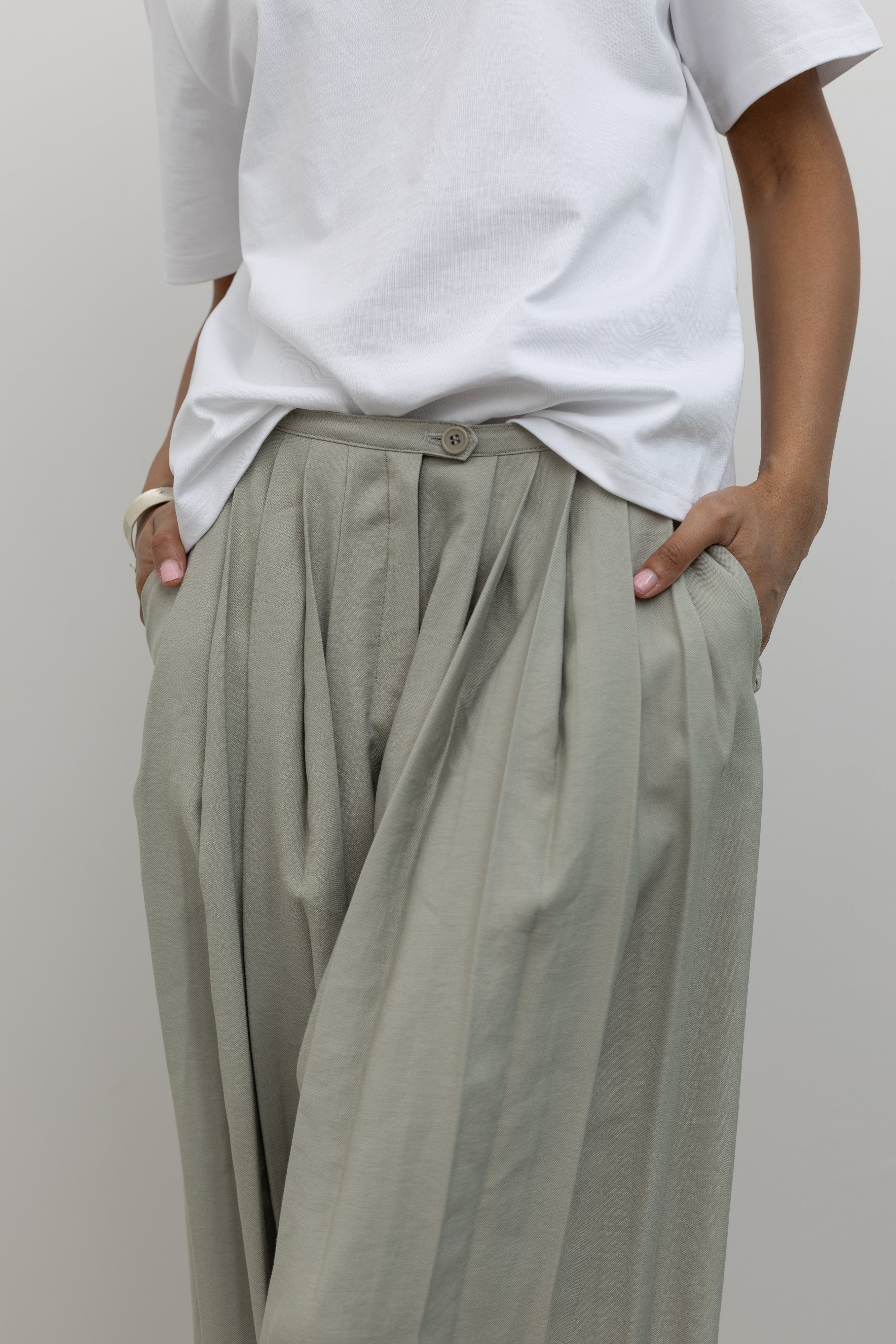 Khaki Beige Pleated Pintuck Wide Leg Trousers