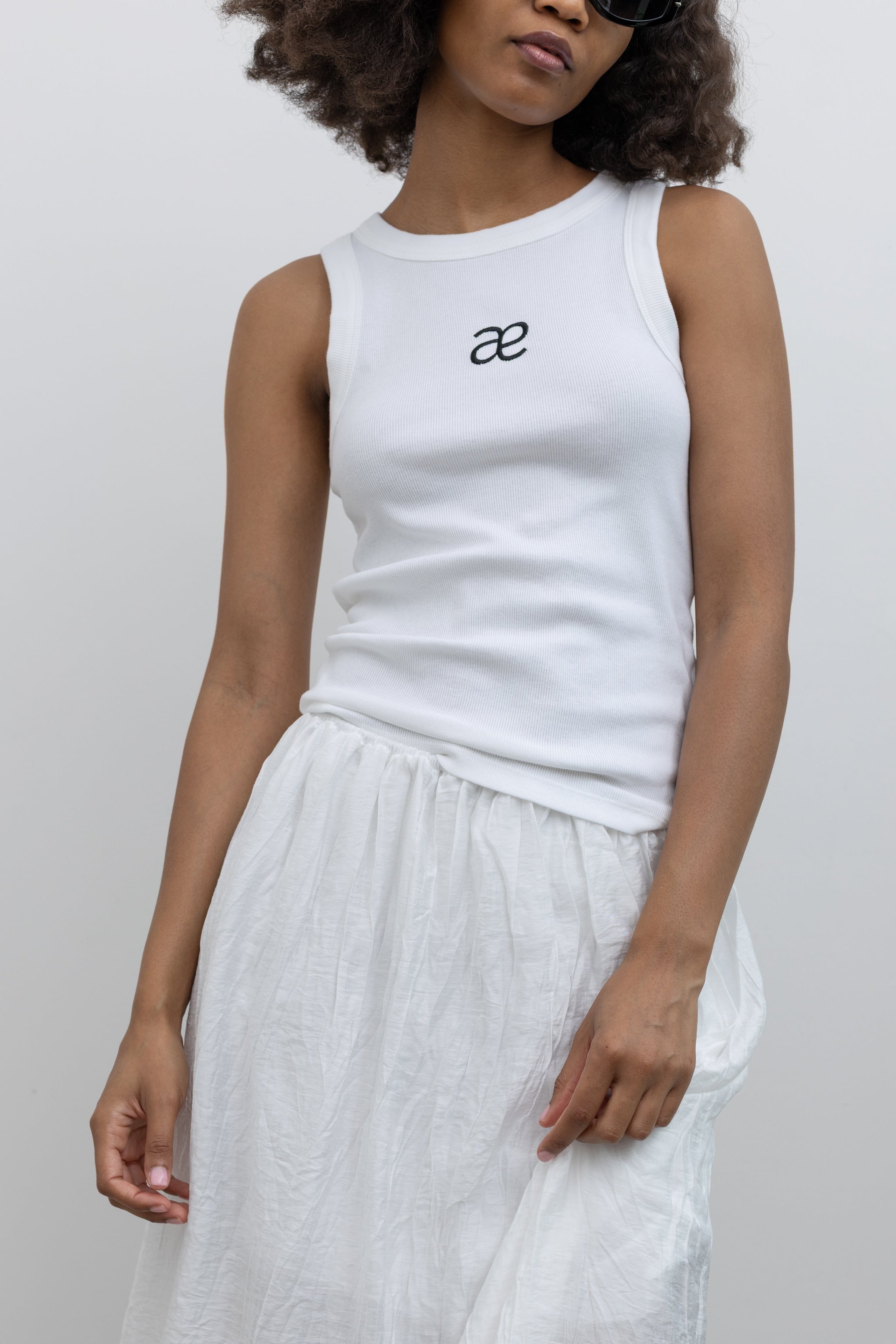 Alas Eius White Embroidered Tank Top