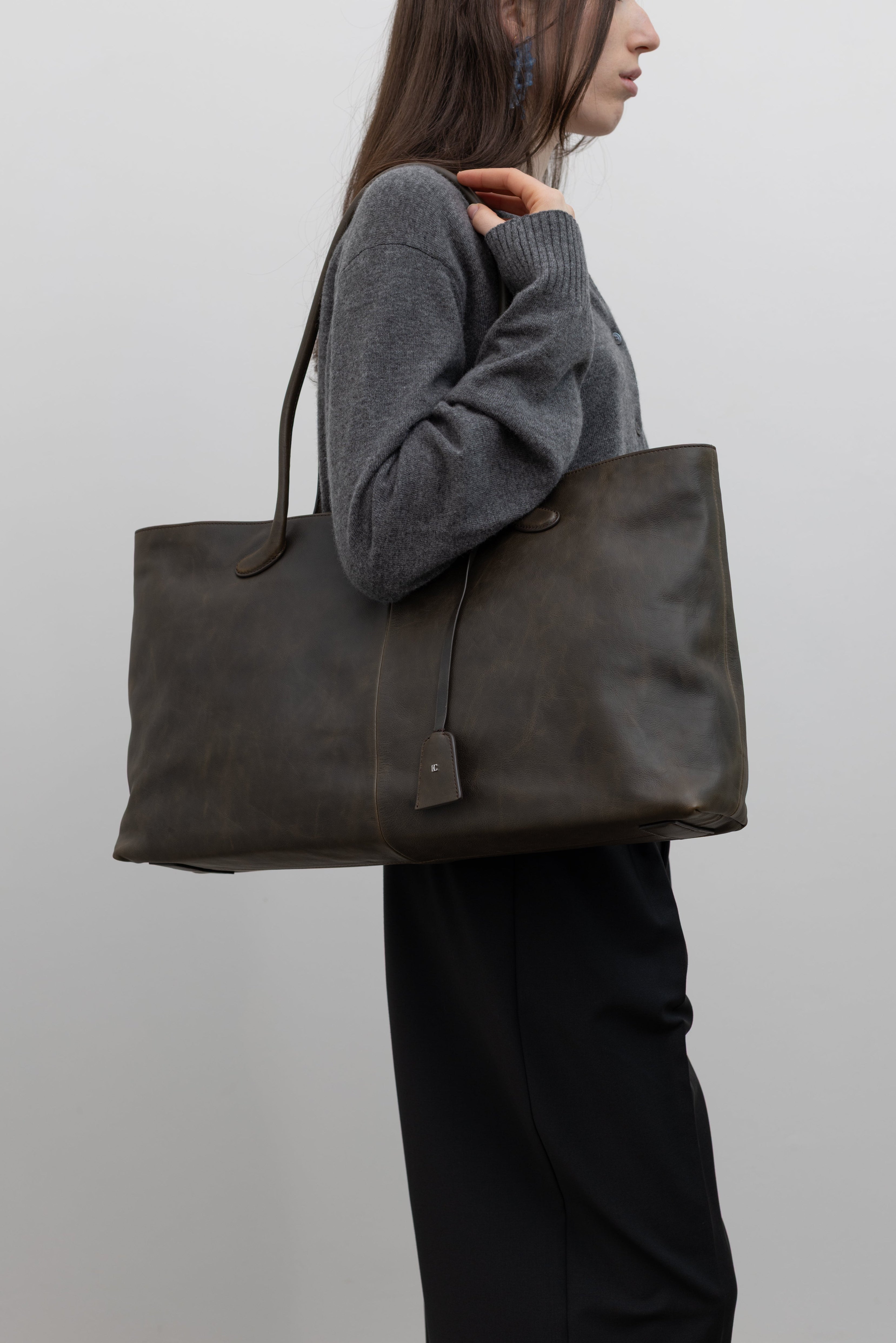 Haricot Dark Brown Bag