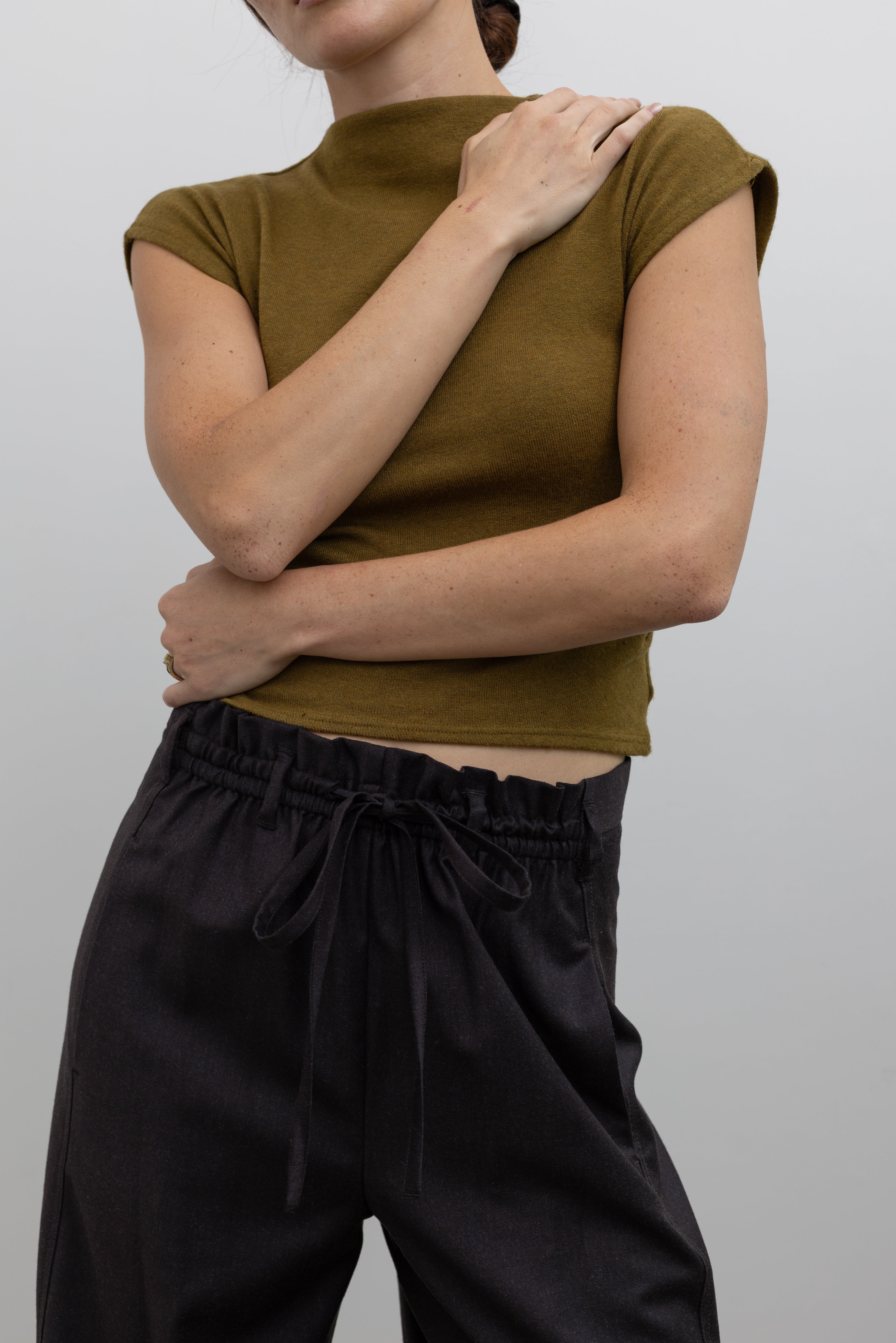 Remi Mock Neck Fitted Knit Top - Olive