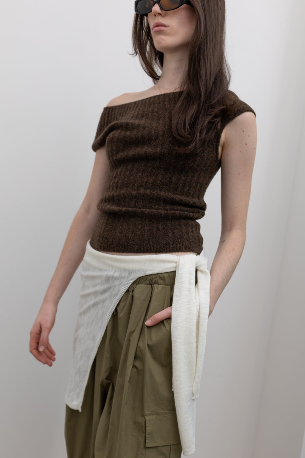 Collective White Linen Waist Shawl, Elegant Wrap Layering Piece for Women, at Alas Eius