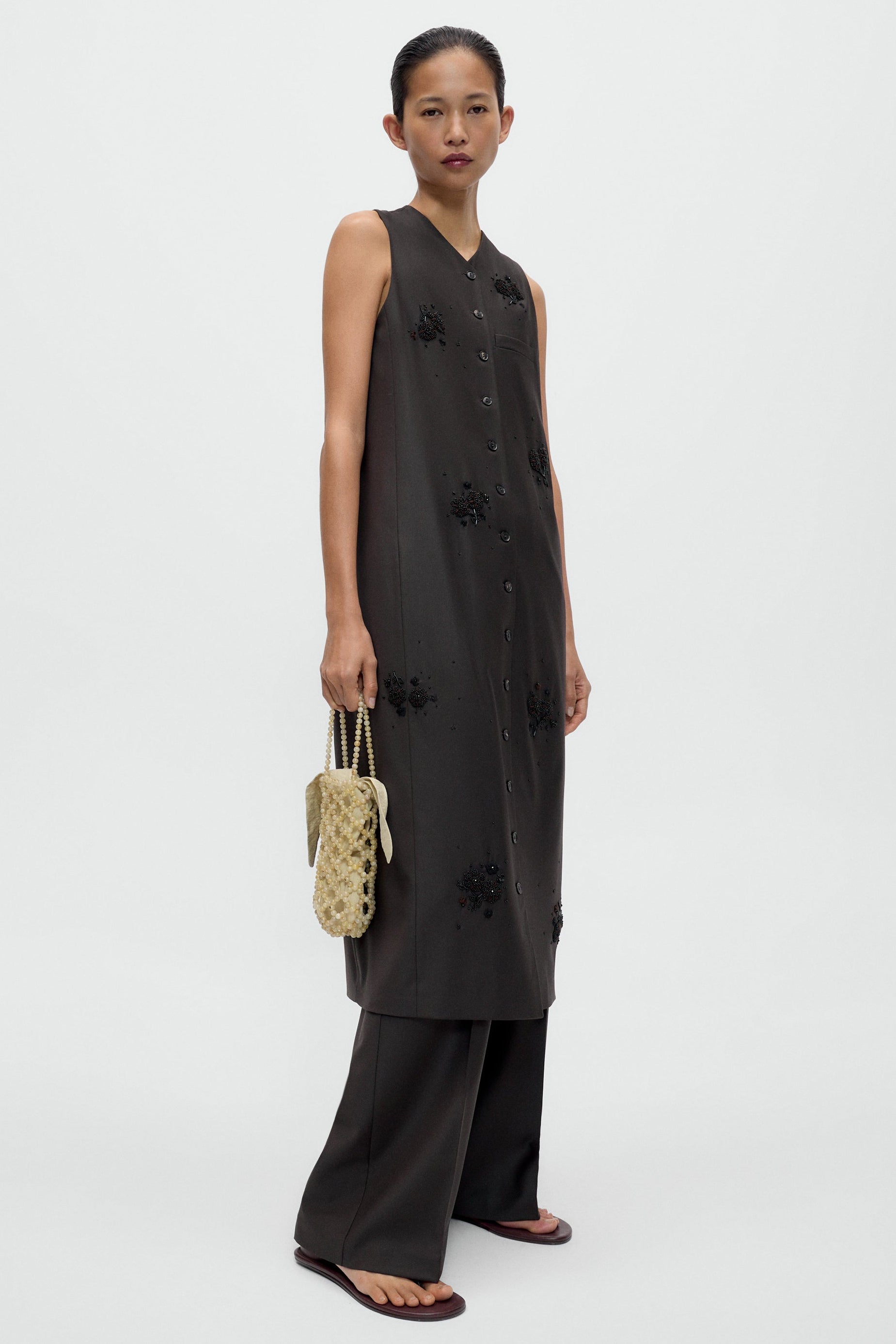 Cordera Long Tailored Dress with V-Neck and Button Front at Alas Eius