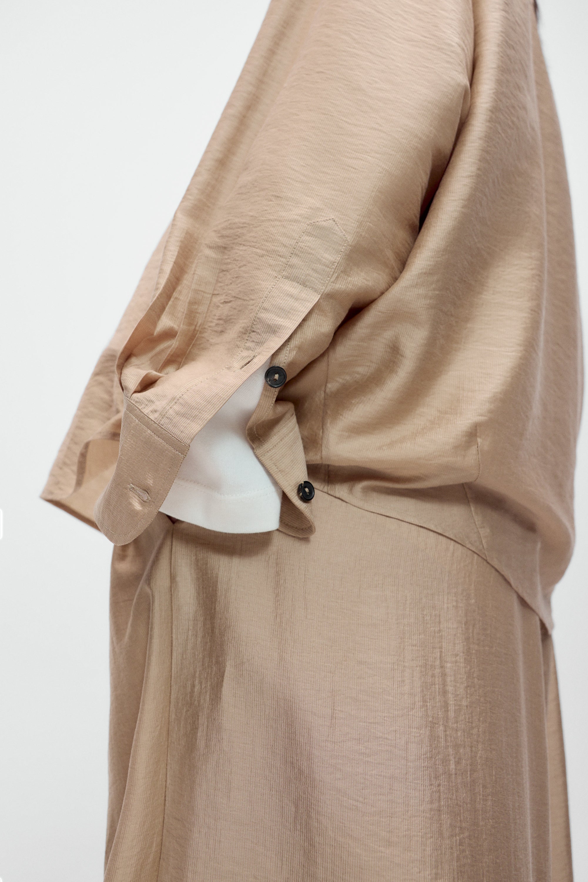Cordera relaxed beige long sleeve shirt with modern silhouette at Alas Eius