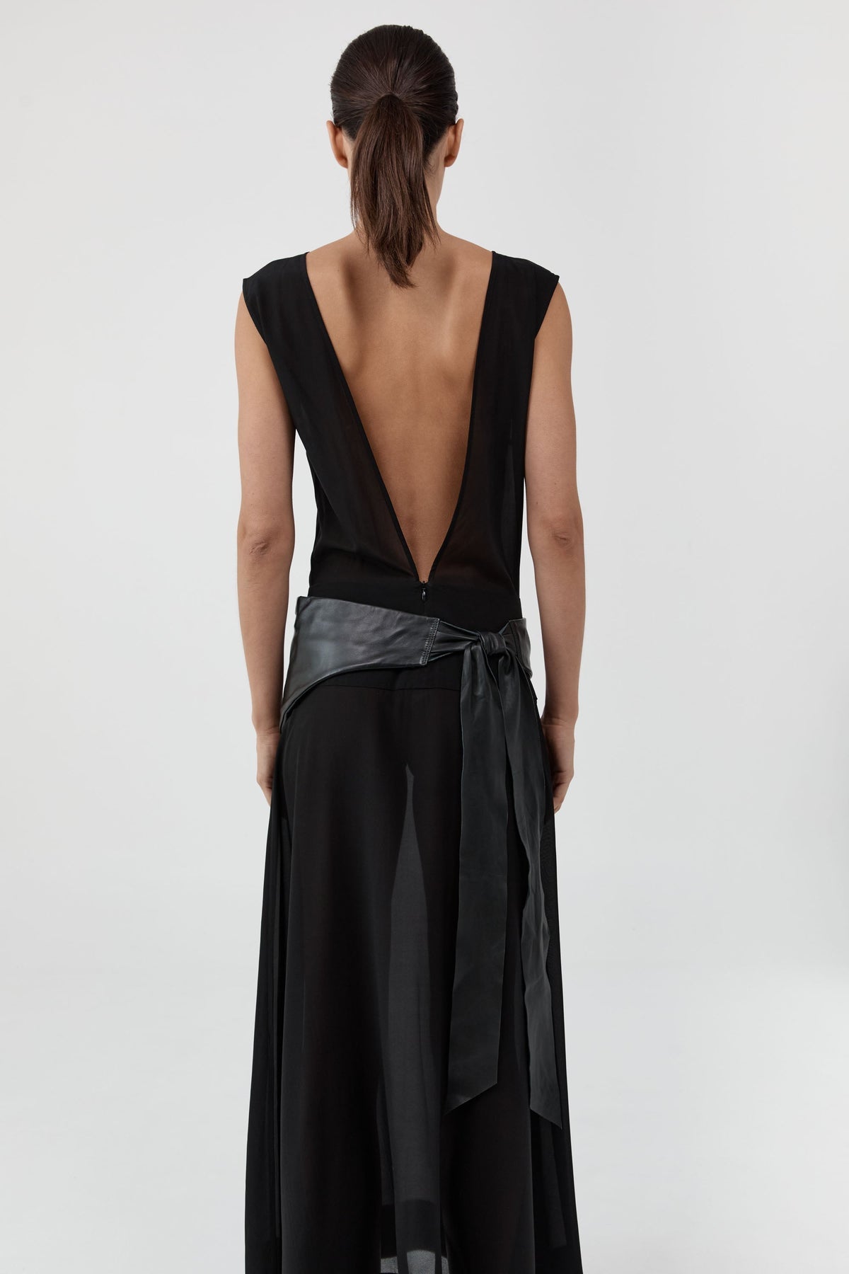 St. Agni Soft Belt Bag Worn at the Waist at Alas Eius