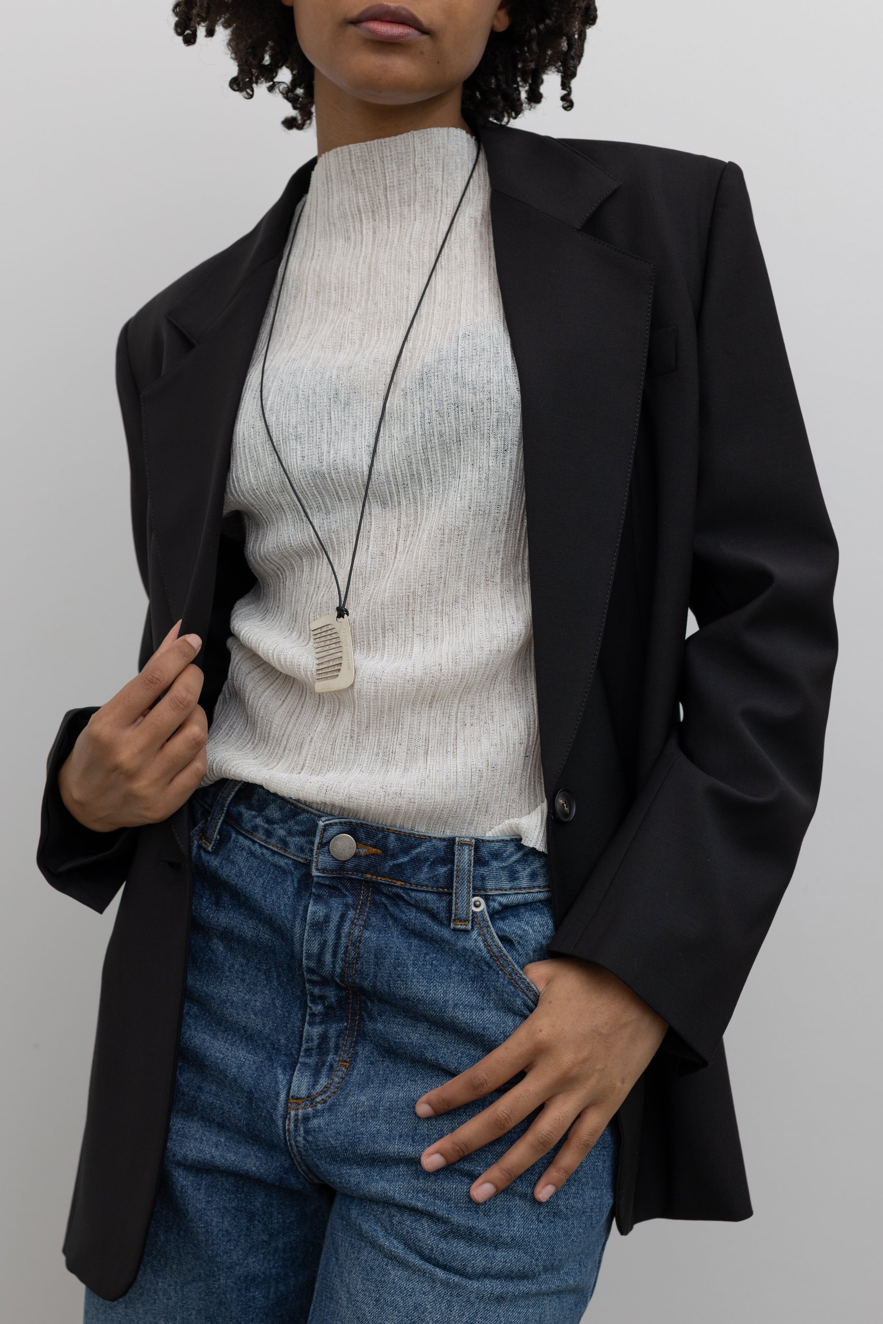 Tela Diver black tailored blazer jacket at Alas Eius