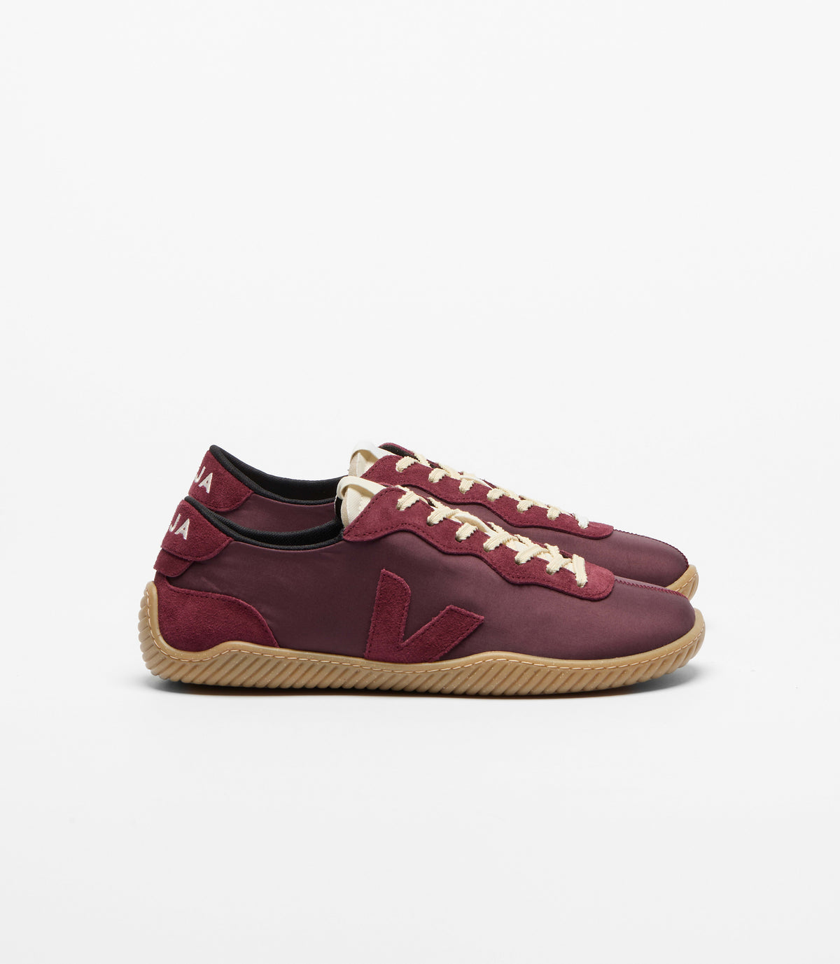VEJA x Baserange Jitsu Nolyn Amarante sneaker in French Lacaune wool at Alas Eius